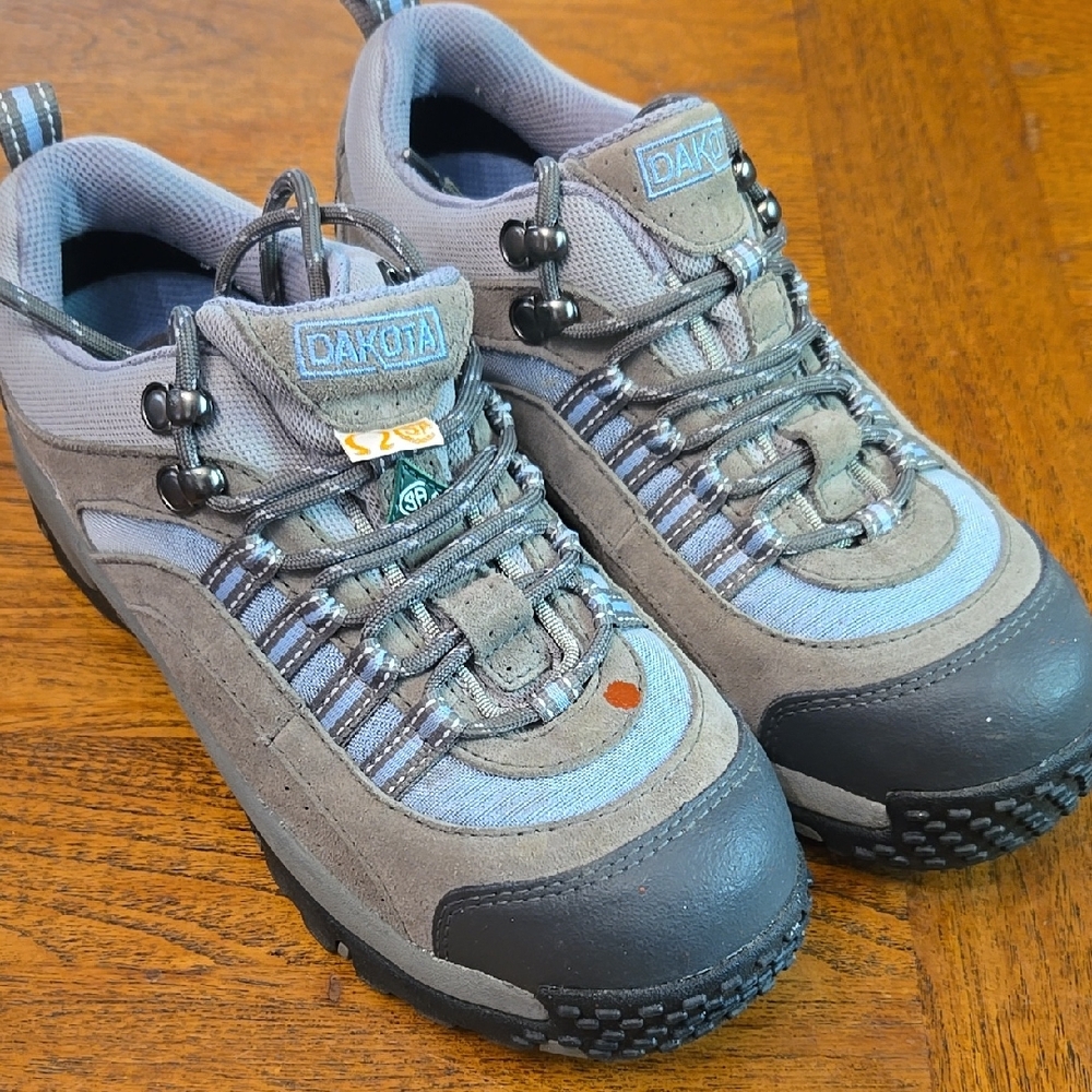 Dakota Gray and Brown Hiking Shoes
